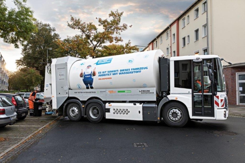 Hydrogen-fuelled RCV hits the streets in St. Helens image