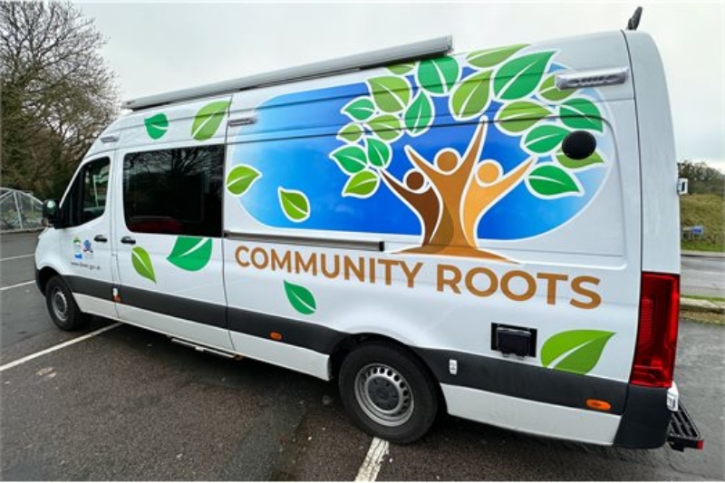 Council takes delivery of ‘Community Roots’ van   image