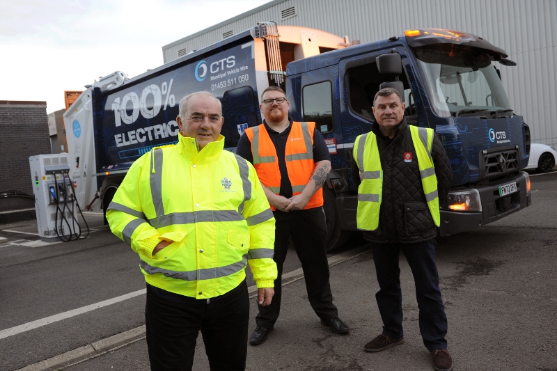 South Tyneside first to hire electric bin lorry image
