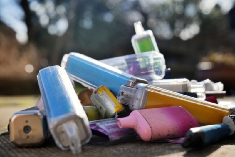 Council collects 600kg of vapes and batteries in new kerbside recycling service image