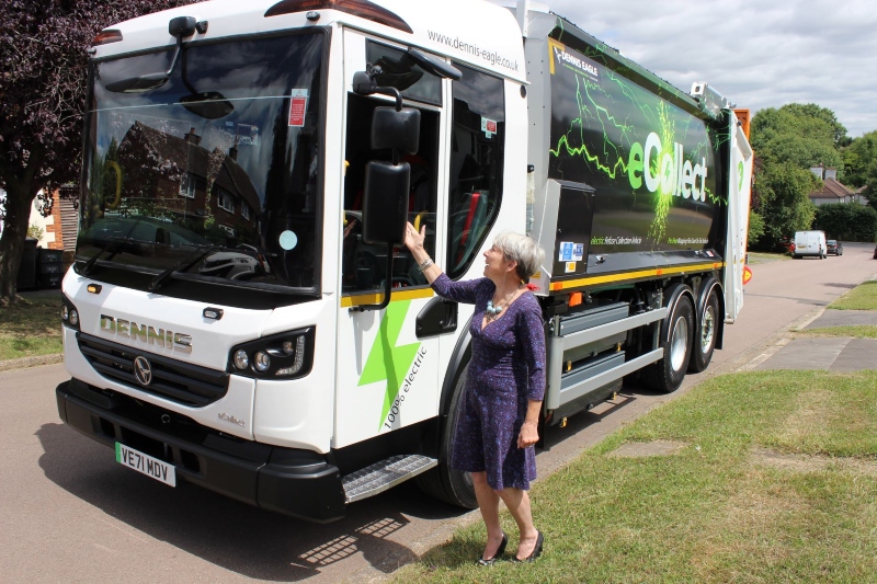 Council to trial eco-friendly recycling vehicle image