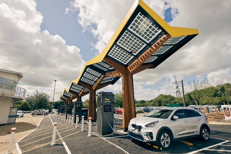Oxford opens one of Europe’s most powerful EV charging hubs  image