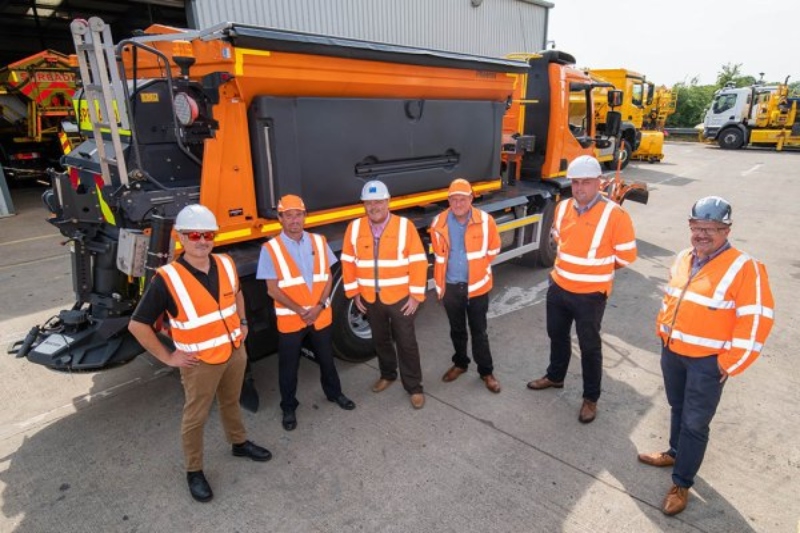 North Yorkshire welcomes electric-bodied gritters image