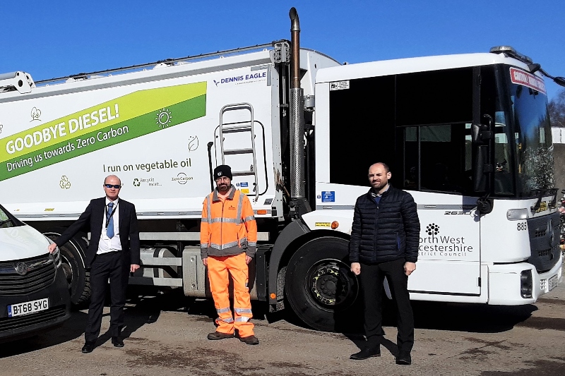 Waste food oil-powered bin lorries take to the streets in Leicestershire image