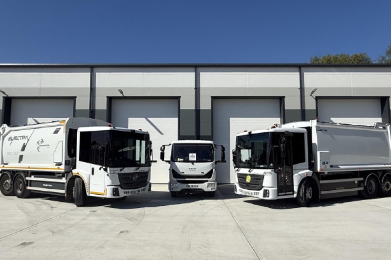 Ipswich launches electric refuse vehicle trial image