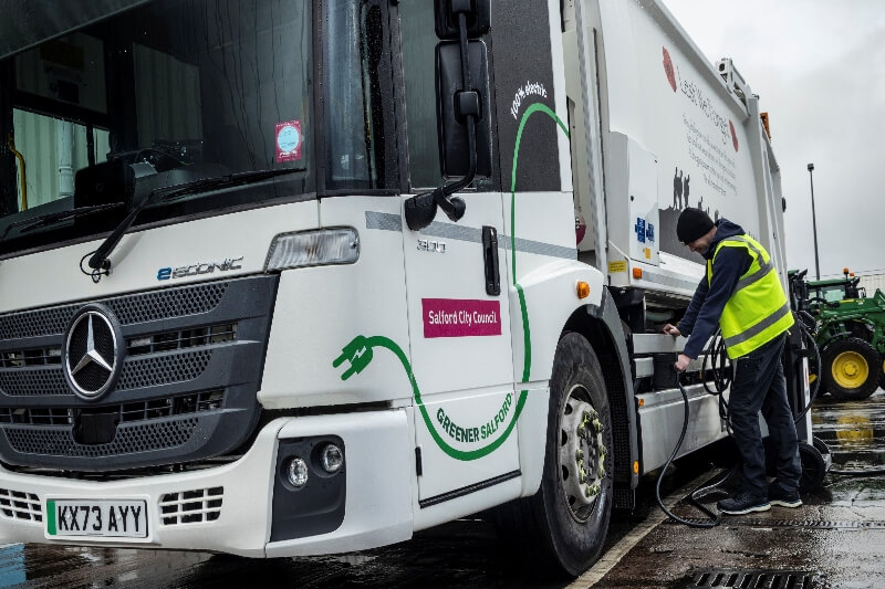 Salford’s first electric refuse truck exceeds expectations image