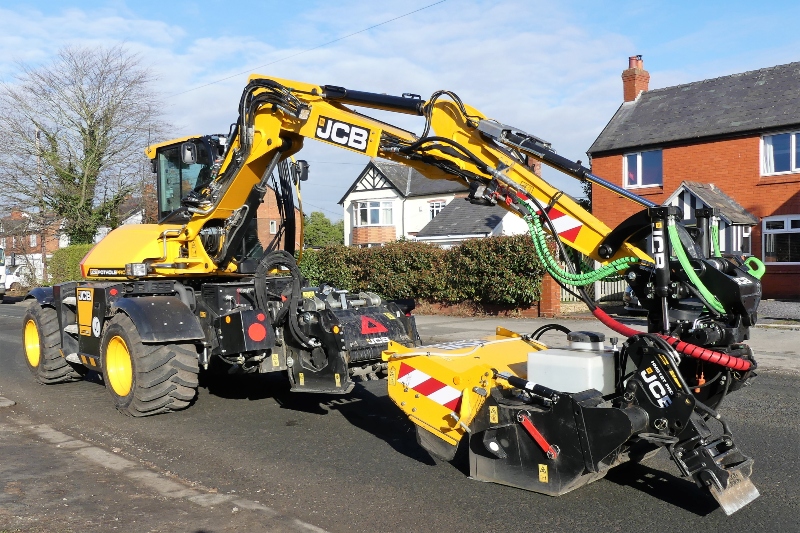 Council puts new pothole repair vehicle to the test image