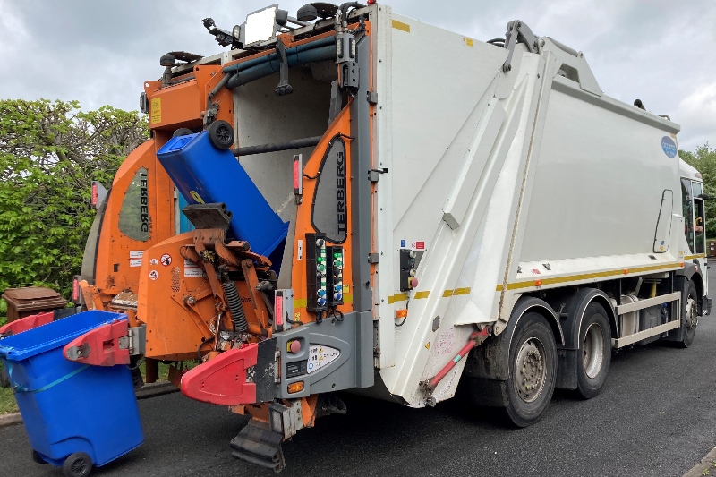 Lichfield and Tamworth councils take delivery of Twin Pack refuse vehicles  image