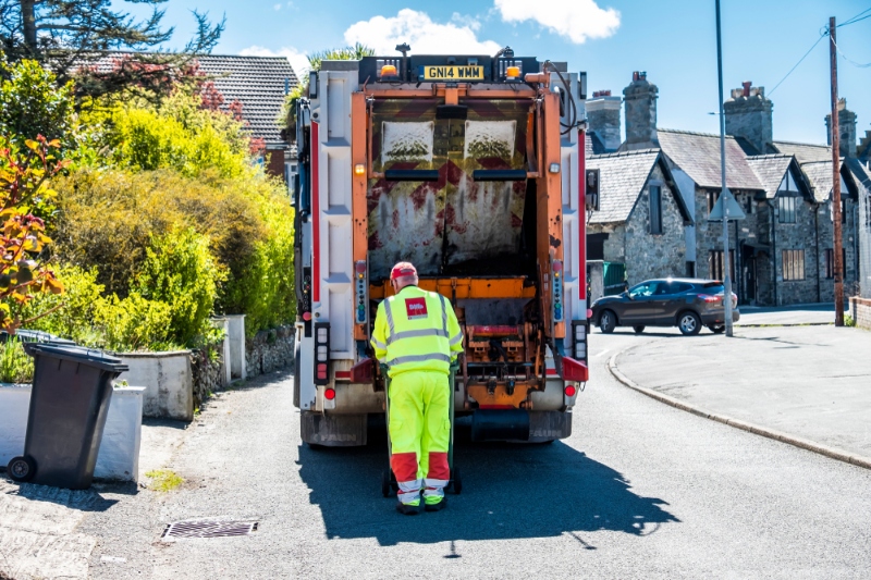 Isle of Wight motorists told to 'keep your crew safe' image