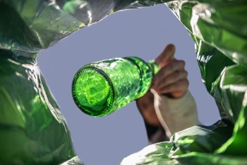 Council smashes glass recycling target  image