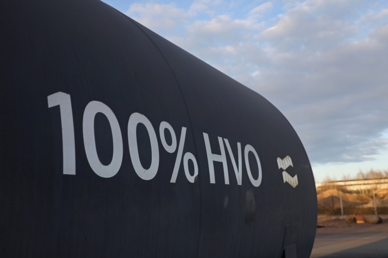 Shared fleet moves to HVO image