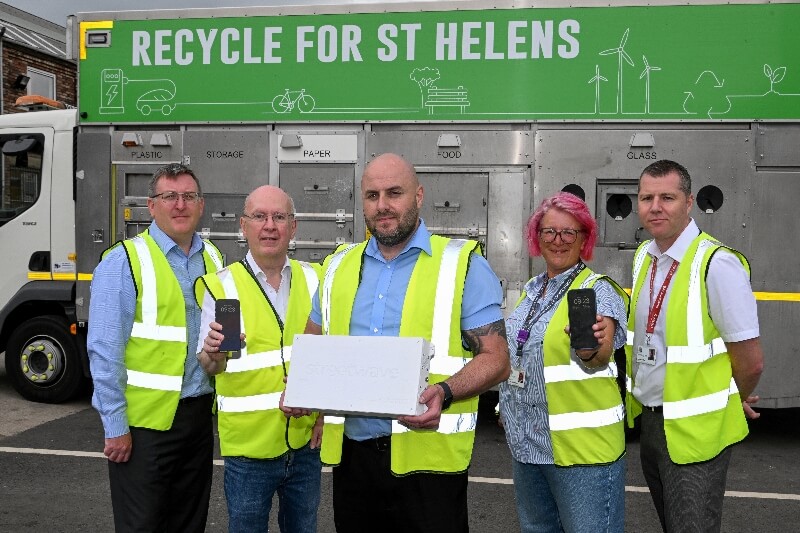 Bin lorries used to detect rubbish mobile phone coverage image