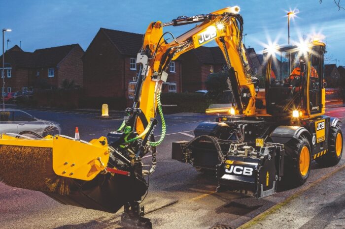 JCB chairman denies backroom deal with Reform over Pothole Pro