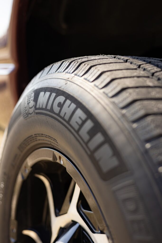 Northern Ireland council cuts CO2 emissions with Michelin tyre policy