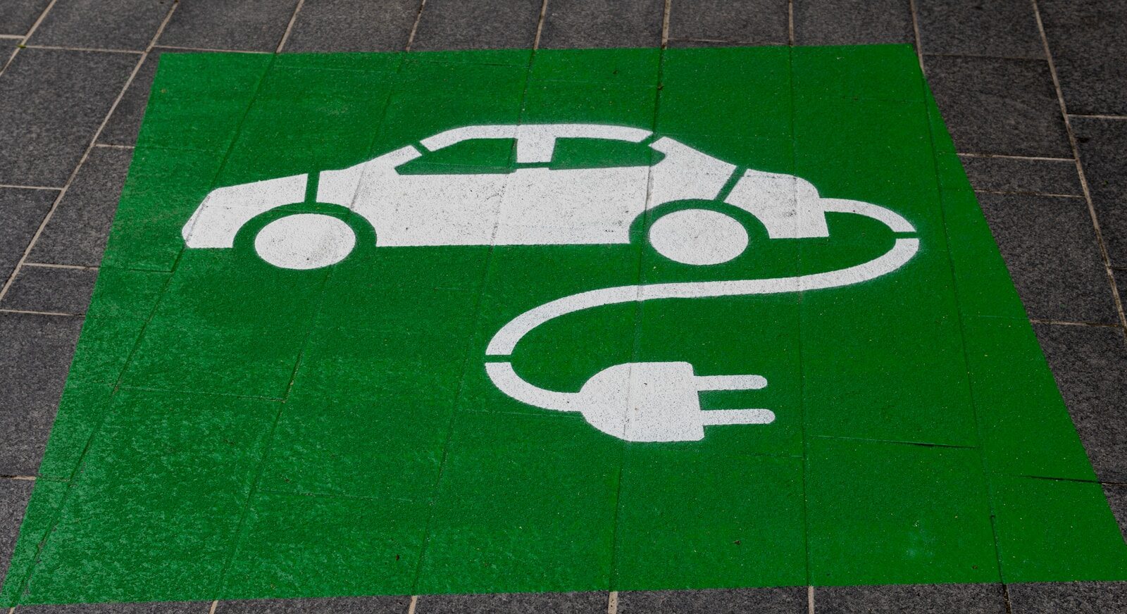 Tower Hamlets rolls out first chargers in major EV charging expansion