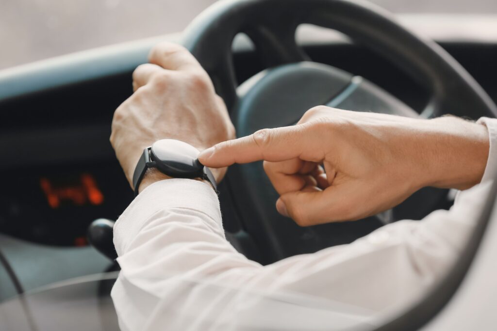 Smartwatches a hidden driver distraction risk, fleet firm warns